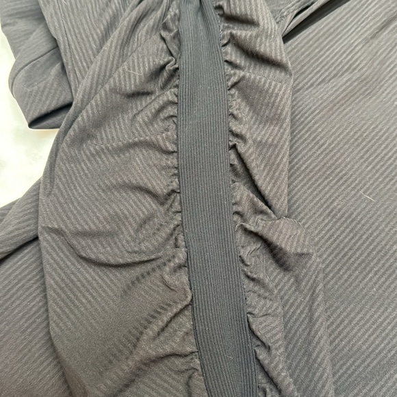 Lululemon Beyond the Studio Jogger Black Size 8 - Picture 14 of 14